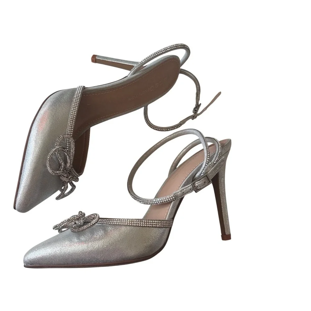 BCBG NWOT Pointed Rhinestone Bow Stiletto